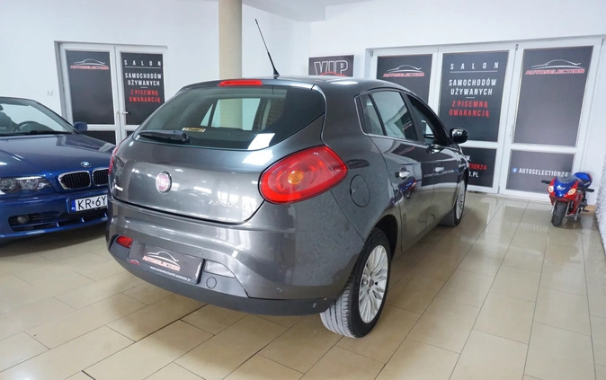 Fiat Bravo cena 12900 przebieg: 286000, rok produkcji 2011 z Prudnik małe 742